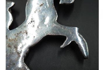 スペイン　VARO,S.A. VALENTI(バロッサバレンティ)　馬とユニコーンをかたどった金属製のトレイ・プレート・栓抜き3点セット　外箱付き　(R-085316)