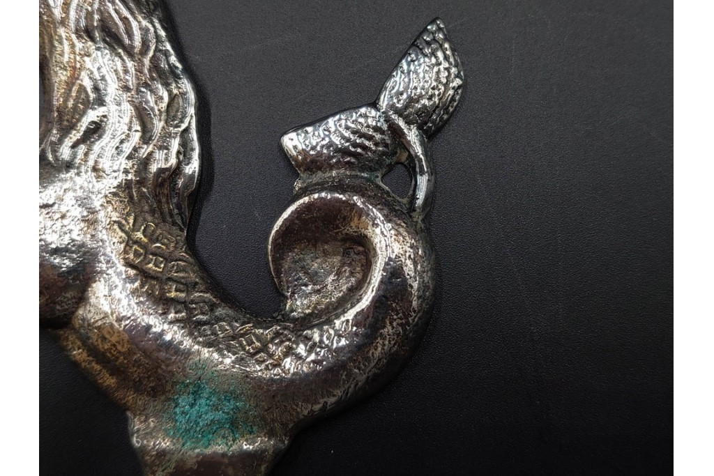 スペイン　VARO,S.A. VALENTI(バロッサバレンティ)　馬とユニコーンをかたどった金属製のトレイ・プレート・栓抜き3点セット　外箱付き　(R-085316)