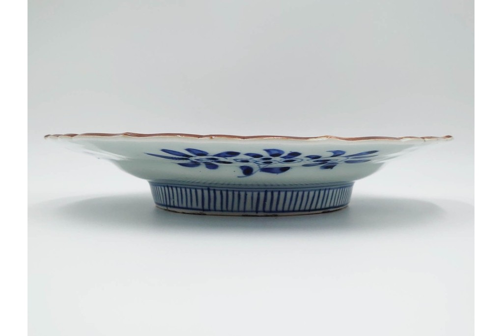 古伊万里　染付唐子絵皿(8.2寸)　染付十角皿(6.6寸)　金彩染錦皿(3.9寸)　サイズ違いの皿3枚セット　(R-085319)