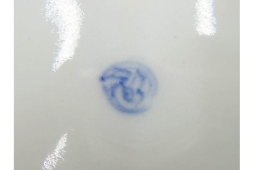 古伊万里　染付唐子絵皿(8.2寸)　染付十角皿(6.6寸)　金彩染錦皿(3.9寸)　サイズ違いの皿3枚セット　(R-085319)