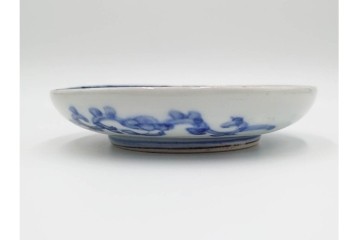 古伊万里　染付唐子絵皿(8.2寸)　染付十角皿(6.6寸)　金彩染錦皿(3.9寸)　サイズ違いの皿3枚セット　(R-085319)