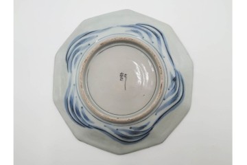 古伊万里　染付唐子絵皿(8.2寸)　染付十角皿(6.6寸)　金彩染錦皿(3.9寸)　サイズ違いの皿3枚セット　(R-085319)