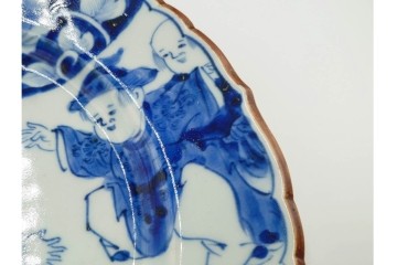 古伊万里　染付唐子絵皿(8.2寸)　染付十角皿(6.6寸)　金彩染錦皿(3.9寸)　サイズ違いの皿3枚セット　(R-085319)