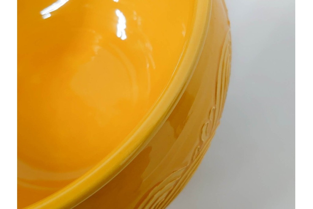 平安大示(手塚大示)　京焼　黄交趾荒磯の意匠が印象的な水指　共箱付き　(R-085320)