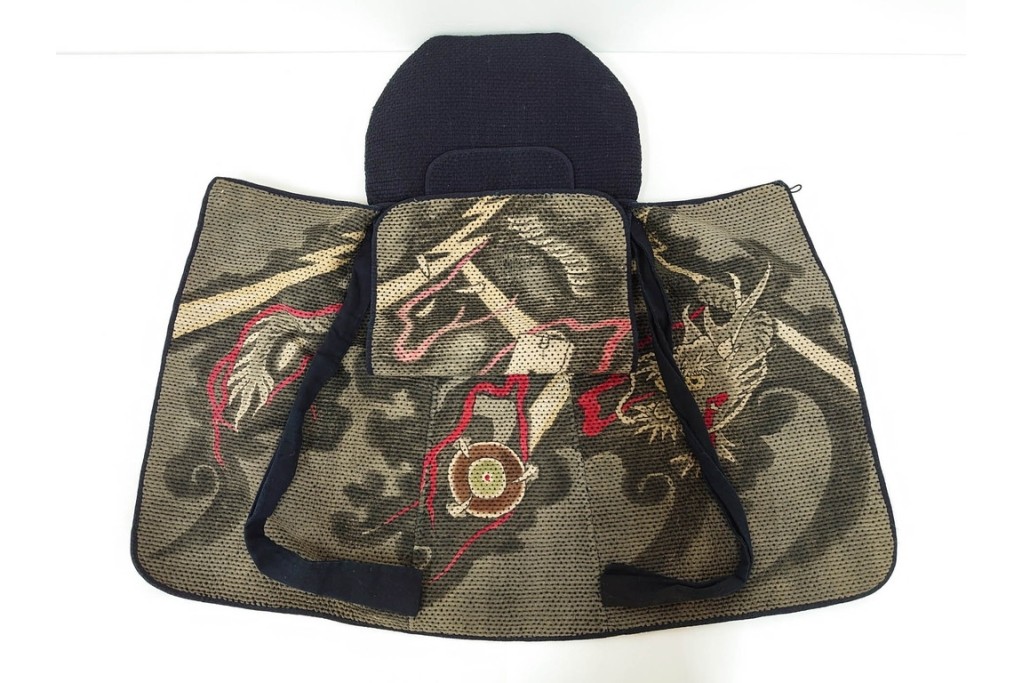 明治期　刺し子　迫力ある龍図が印象的な火消頭巾　(R-085321)