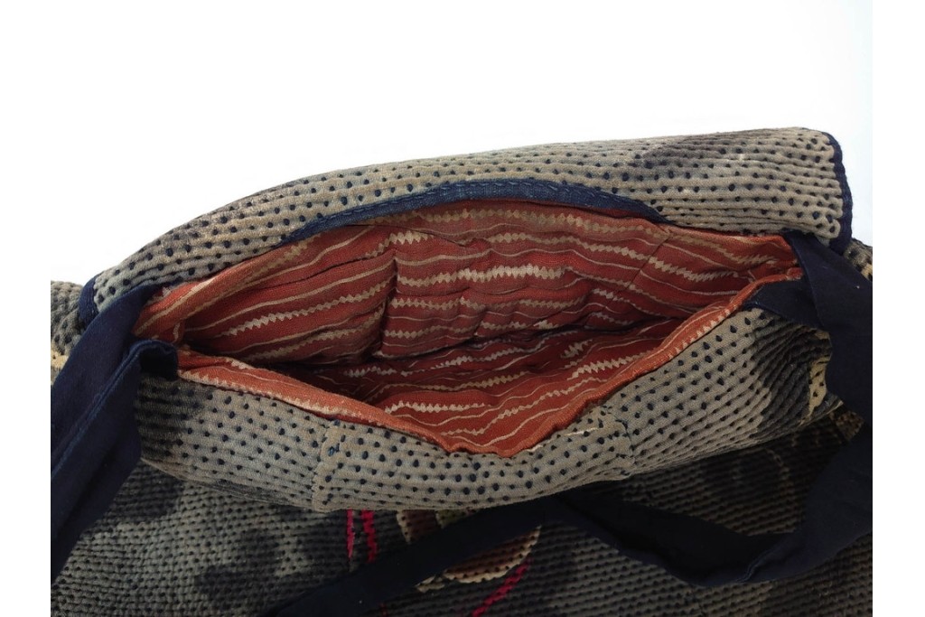 明治期　刺し子　迫力ある龍図が印象的な火消頭巾　(R-085321)