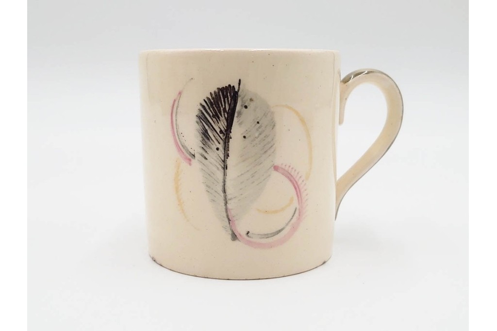 イギリスヴィンテージ　Susie Cooper(スージークーパー)　ツーリーフ　カップ&ソーサー・トリオ・プレート・トレイ　淡いピンクが可愛らしい洋食器セット　　(R-085322)