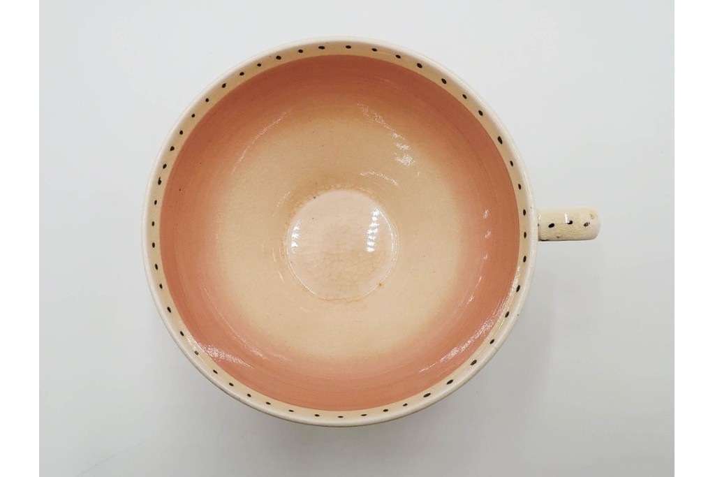 イギリスヴィンテージ　Susie Cooper(スージークーパー)　ツーリーフ　カップ&ソーサー・トリオ・プレート・トレイ　淡いピンクが可愛らしい洋食器セット　　(R-085322)