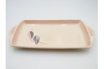 イギリスヴィンテージ　Susie Cooper(スージークーパー)　ツーリーフ　カップ&ソーサー・トリオ・プレート・トレイ　淡いピンクが可愛らしい洋食器セット　　(R-085322)