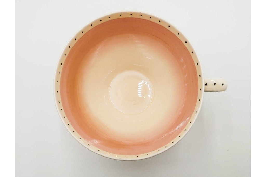 イギリスヴィンテージ　Susie Cooper(スージークーパー)　ツーリーフ　カップ&ソーサー・トリオ・プレート・トレイ　淡いピンクが可愛らしい洋食器セット　　(R-085322)