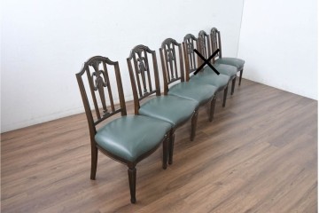 中古　美品　カリモク家具　domani(ドマーニ)　QUEENS LIFE(クイーンズライフ)　本革　上品なクラシカル装飾が映えるダイニングチェア3脚　セット現行定価約66万円相当　(R-085331)