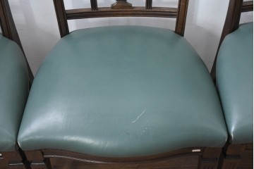 中古　美品　カリモク家具　domani(ドマーニ)　QUEENS LIFE(クイーンズライフ)　本革　上品なクラシカル装飾が映えるダイニングチェア3脚　セット現行定価約66万円相当　(R-085331)