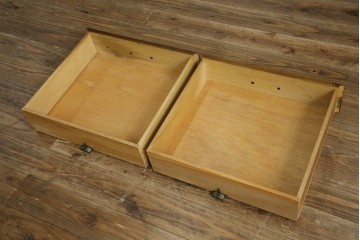 アメリカヴィンテージ　希少デザイン　DREXEL HERITAGE(ドレクセルヘリテイジ)　Accolade(アコレード)コレクション　天板拡張式　頑丈で質の高い作りのキャビネット　(R-085332)