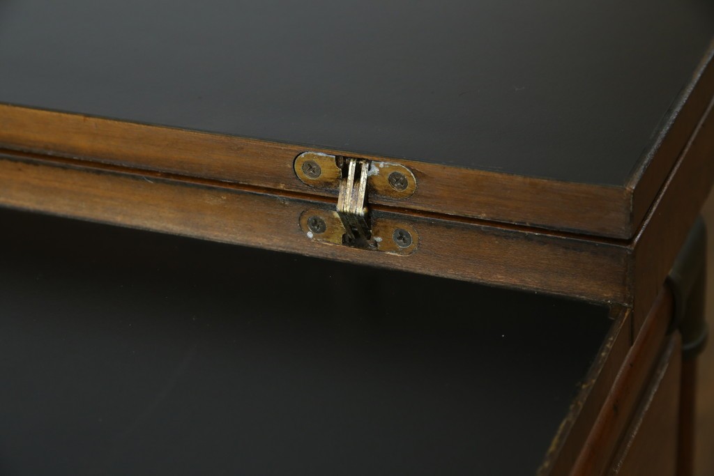 アメリカヴィンテージ　希少デザイン　DREXEL HERITAGE(ドレクセルヘリテイジ)　Accolade(アコレード)コレクション　天板拡張式　頑丈で質の高い作りのキャビネット　(R-085332)