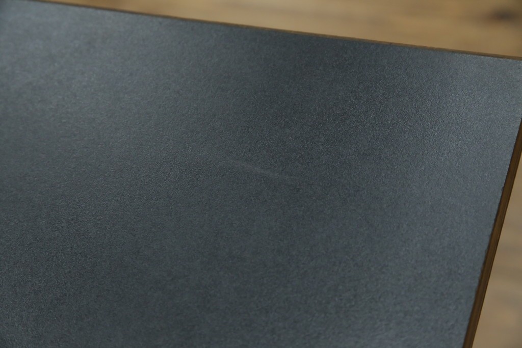 アメリカヴィンテージ　希少デザイン　DREXEL HERITAGE(ドレクセルヘリテイジ)　Accolade(アコレード)コレクション　天板拡張式　頑丈で質の高い作りのキャビネット　(R-085332)