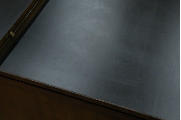 アメリカヴィンテージ　希少デザイン　DREXEL HERITAGE(ドレクセルヘリテイジ)　Accolade(アコレード)コレクション　天板拡張式　頑丈で質の高い作りのキャビネット　(R-085332)