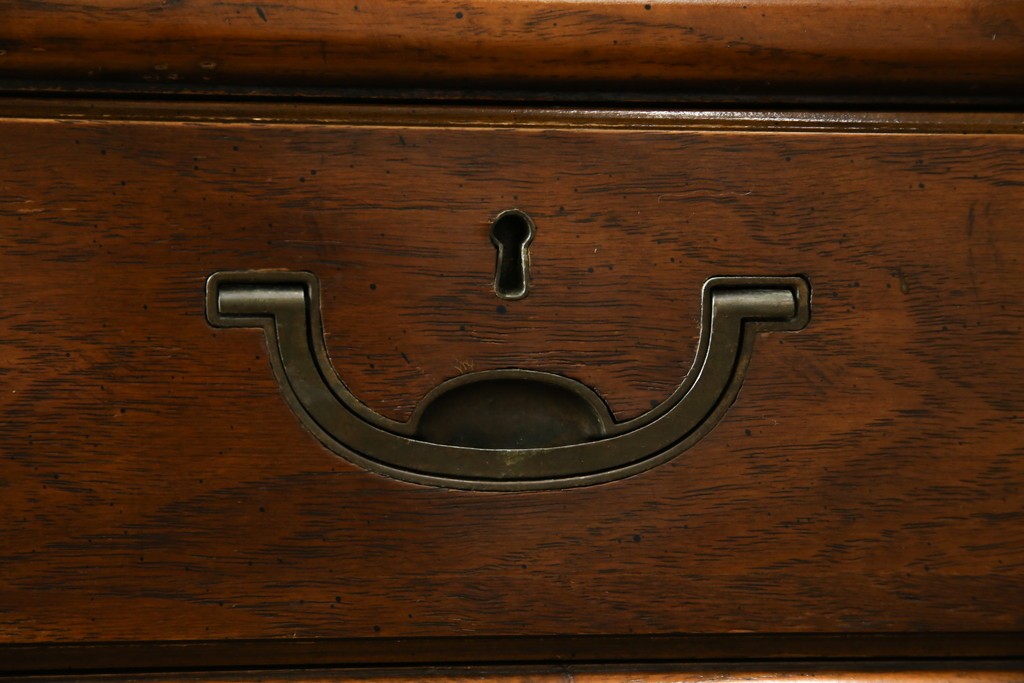 アメリカヴィンテージ　希少デザイン　DREXEL HERITAGE(ドレクセルヘリテイジ)　Accolade(アコレード)コレクション　天板拡張式　頑丈で質の高い作りのキャビネット　(R-085332)