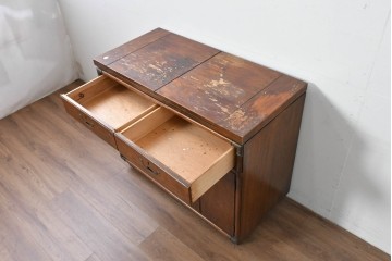 アメリカヴィンテージ　希少デザイン　DREXEL HERITAGE(ドレクセルヘリテイジ)　Accolade(アコレード)コレクション　天板拡張式　頑丈で質の高い作りのキャビネット　(R-085332)