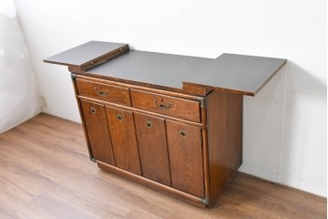 アメリカヴィンテージ　希少デザイン　DREXEL HERITAGE(ドレクセルヘリテイジ)　Accolade(アコレード)コレクション　天板拡張式　頑丈で質の高い作りのキャビネット　(R-085332)