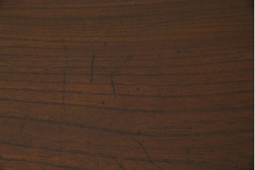 和製アンティーク　天板欅(ケヤキ)材　一枚板の風合い豊かな時代箪笥ローボード　(R-085333)