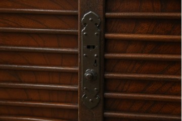 和製アンティーク　天板欅(ケヤキ)材　一枚板の風合い豊かな時代箪笥ローボード　(R-085333)