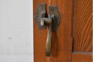 和製ヴィンテージ　十一屋(JUICHIYA)　上部が開く希少デザインのレトロな木製冷蔵庫　(R-085334)