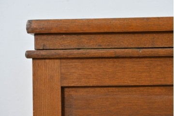 和製ヴィンテージ　十一屋(JUICHIYA)　上部が開く希少デザインのレトロな木製冷蔵庫　(R-085334)