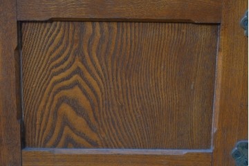 和製ヴィンテージ　十一屋(JUICHIYA)　上部が開く希少デザインのレトロな木製冷蔵庫　(R-085334)