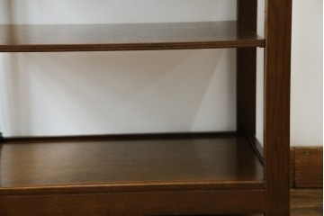 中古　美品　飛騨産業　挽き物脚がアクセントの木製キャスターワゴン　定価約10万円　(R-085335)