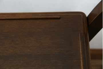 中古　美品　飛騨産業　挽き物脚がアクセントの木製キャスターワゴン　定価約10万円　(R-085335)