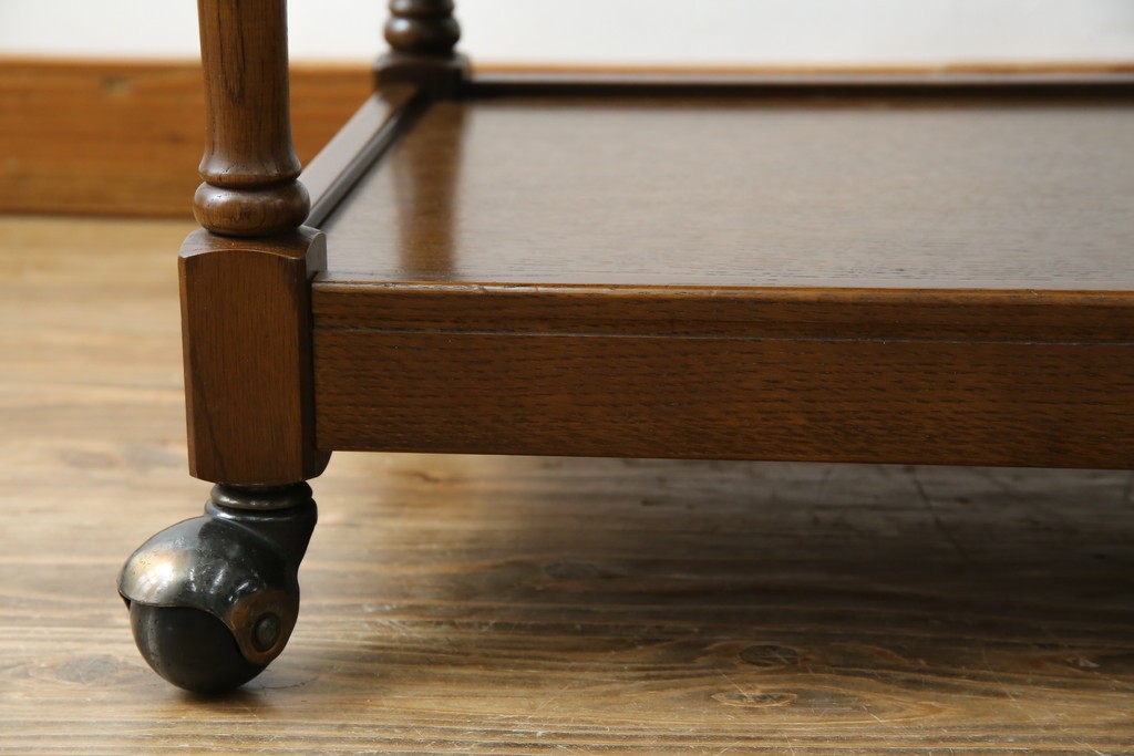 中古　美品　飛騨産業　挽き物脚がアクセントの木製キャスターワゴン　定価約10万円　(R-085335)