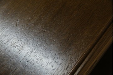 中古　美品　飛騨産業　挽き物脚がアクセントの木製キャスターワゴン　定価約10万円　(R-085335)