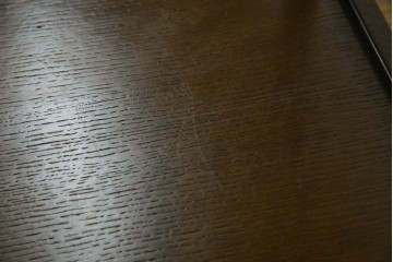 中古　美品　飛騨産業　挽き物脚がアクセントの木製キャスターワゴン　定価約10万円　(R-085335)