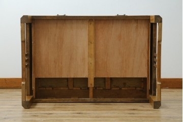 和製ヴィンテージ　良品!!　楢(ナラ)材　丁寧に仕上げられた框組み天板のレトロな文机　(R-085336)