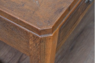 和製ヴィンテージ　良品!!　楢(ナラ)材　端正な框組み天板のレトロな文机　(R-085336)