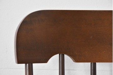 和製ヴィンテージ　飛騨高山　柏木工(KASHIWA)　端正な挽物脚が目を引くロッキングチェア　(R-085338)