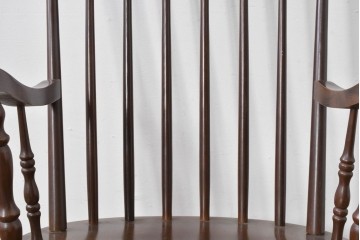 和製ヴィンテージ　飛騨高山　柏木工(KASHIWA)　端正な挽物脚が目を引くロッキングチェア　(R-085338)