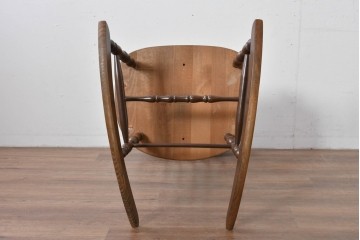 和製ヴィンテージ　飛騨高山　柏木工(KASHIWA)　端正な挽物脚が目を引くロッキングチェア　(R-085338)