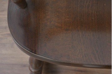 和製ヴィンテージ　飛騨高山　柏木工(KASHIWA)　端正な挽物脚が目を引くロッキングチェア　(R-085338)