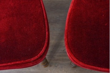 和製ヴィンテージ　オールドコスガ(KOSUGA)　背もたれ装飾が優美なダイニングチェア2脚セット　(R-085339)