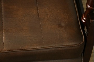 和製ヴィンテージ　東洋ファニチャー(TOYO FURNITURE)　ビニールレザー　折り畳み式フットレストが付いたロッキングチェア　(R-085340)
