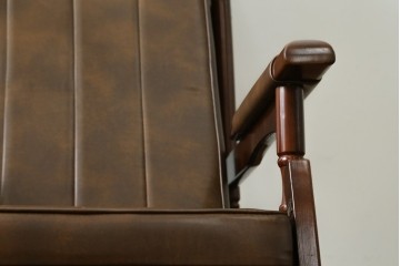 和製ヴィンテージ　東洋ファニチャー(TOYO FURNITURE)　ビニールレザー　折り畳み式フットレストが付いたロッキングチェア　(R-085340)