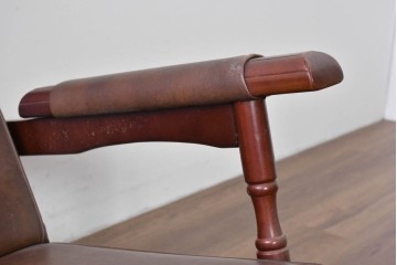 和製ヴィンテージ　東洋ファニチャー(TOYO FURNITURE)　ビニールレザー　折り畳み式フットレストが付いたロッキングチェア　(R-085340)