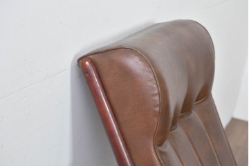 和製ヴィンテージ　東洋ファニチャー(TOYO FURNITURE)　ビニールレザー　折り畳み式フットレストが付いたロッキングチェア　(R-085340)