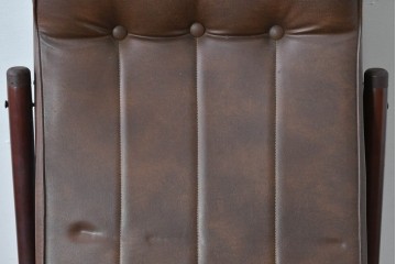 和製ヴィンテージ　東洋ファニチャー(TOYO FURNITURE)　ビニールレザー　折り畳み式フットレストが付いたロッキングチェア　(R-085340)