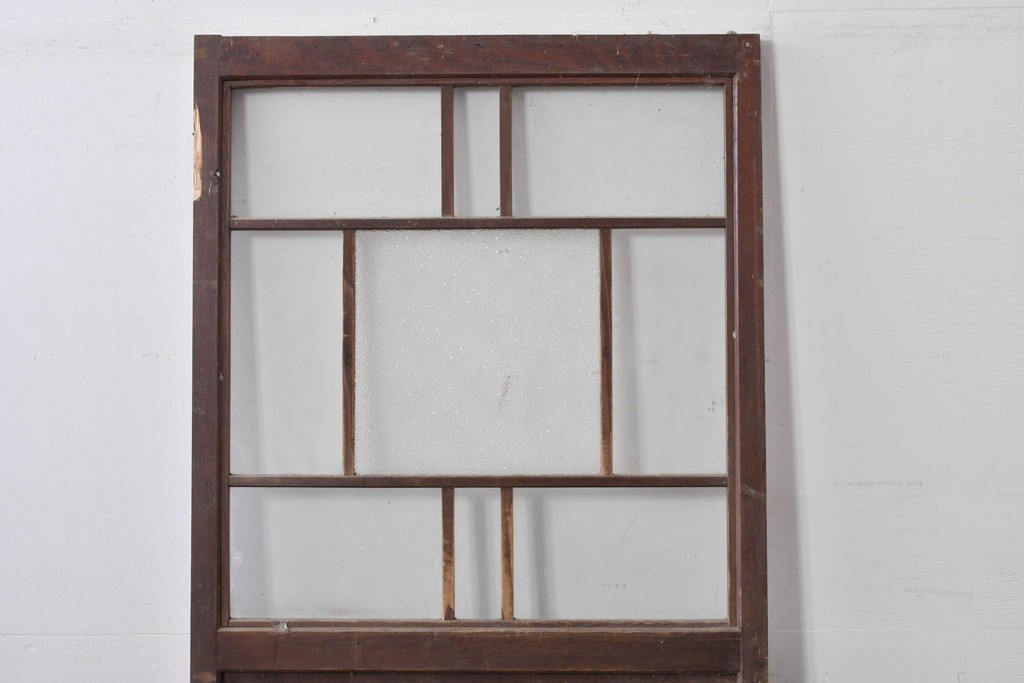 アンティーク建具　ペイント仕上げ限定　大正ロマンの趣を感じる桟入りガラスの扉1枚　(R-085341)