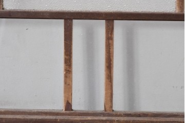 アンティーク建具　ペイント仕上げ限定　大正ロマンの趣を感じる桟入りガラスの扉1枚　(R-085341)