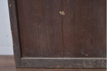 アンティーク建具　ペイント仕上げ限定　大正ロマンの趣を感じる桟入りガラスの扉1枚　(R-085341)