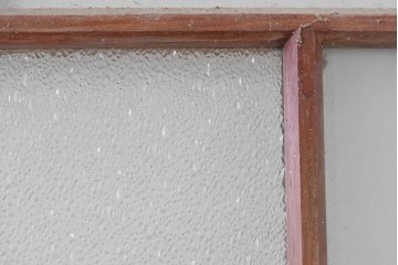 アンティーク建具　大正ロマン　趣ある佇まいのガラス戸3枚セット　(R-085342)