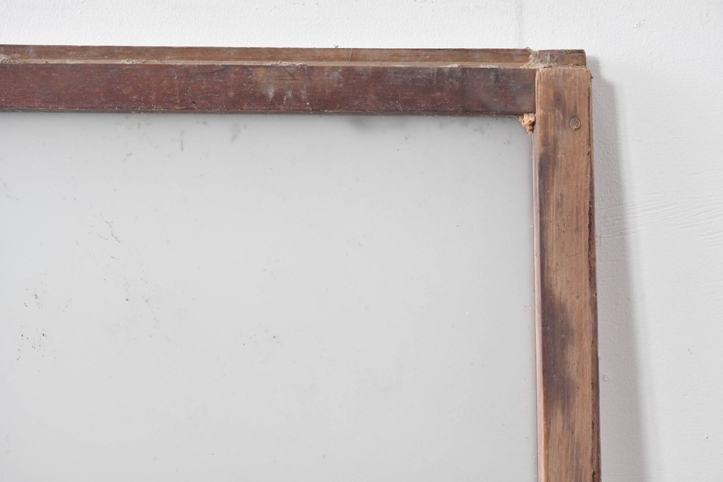 アンティーク建具　ペイント仕上げ限定　大正ロマン薫る桟入りガラス戸1枚　(R-085343)